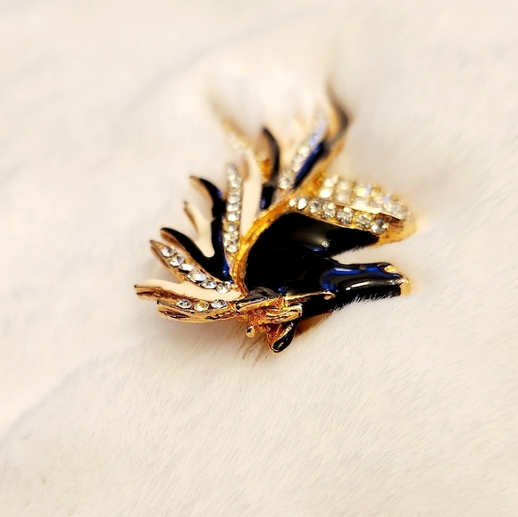 Vintage Enamel and Cut Crystal Flowing Mane Horse Pin - Picture 4 of 9